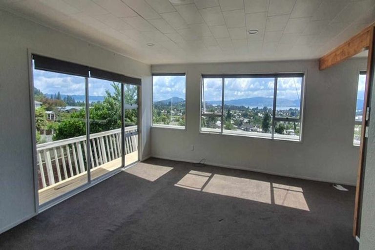 Photo of property in 93 Mallard Drive, Selwyn Heights, Rotorua, 3015