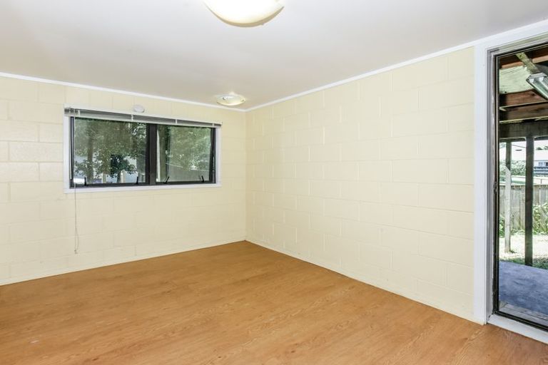 Photo of property in 29c Rua Road, Glen Eden, Auckland, 0602