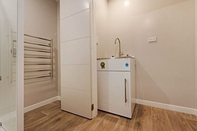 Photo of property in 90 Owen Street, Newtown, Wellington, 6021