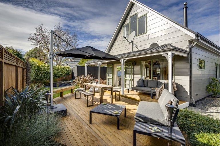 Photo of property in 205b Grove Road, Mayfair, Hastings, 4122