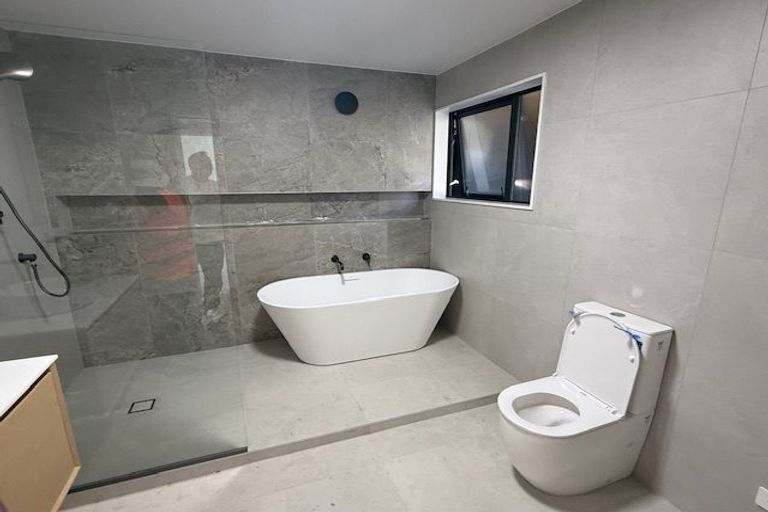 Photo of property in 244b West Hoe Heights, Orewa, 0931