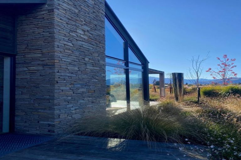 Photo of property in 10 Mccaw Mews, Wanaka, 9305