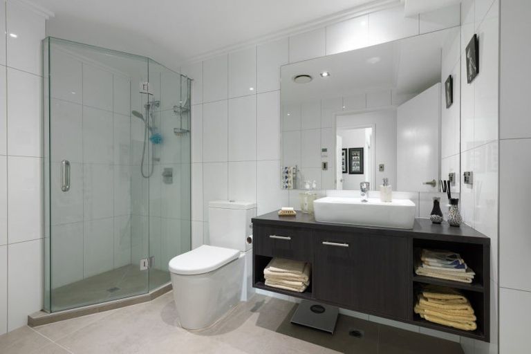 Photo of property in 3/104 Harbour Drive, Otumoetai, Tauranga, 3110