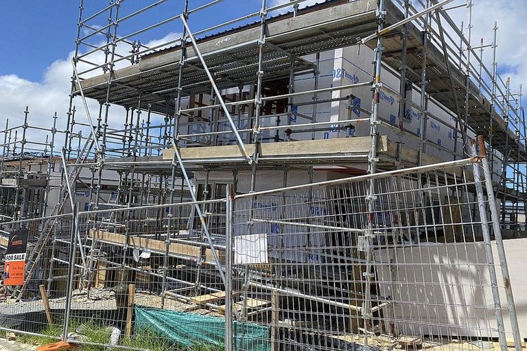 Photo of property in 3 Waihou Crescent, Albany Heights, Auckland, 0632