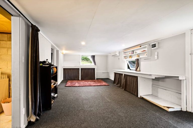 Photo of property in 6 Sardinha Place, Marfell, New Plymouth, 4310