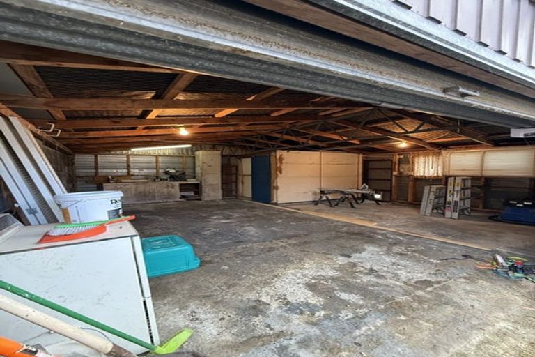 Photo of property in 613 Fergusson Drive, Trentham, Upper Hutt, 5018