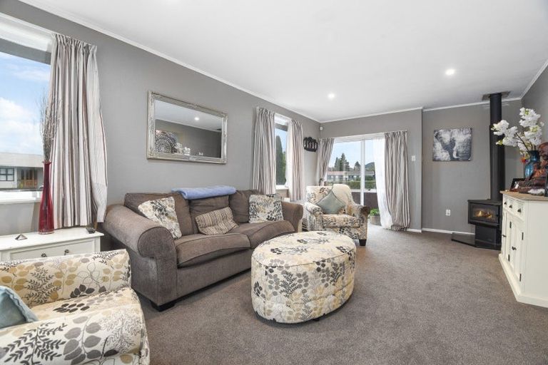 Photo of property in 31 Clyde Street, Utuhina, Rotorua, 3015