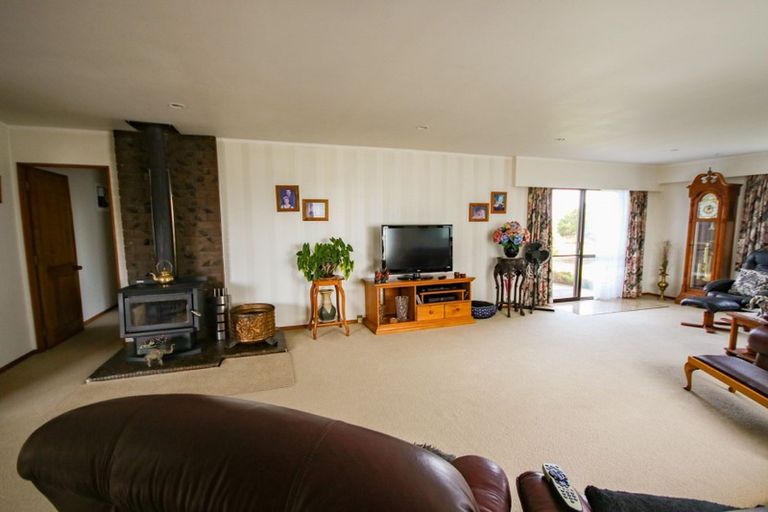 Photo of property in 76 Robertson Road, Ruawai, 0591