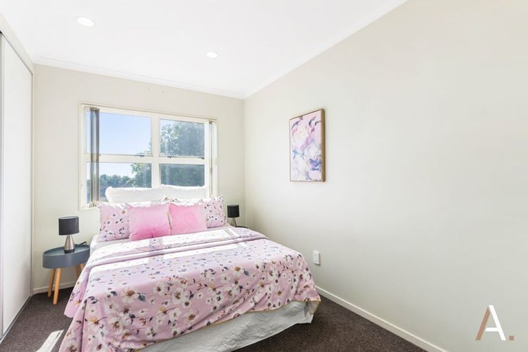 Photo of property in 8 Lime Crescent, Papakura, 2110