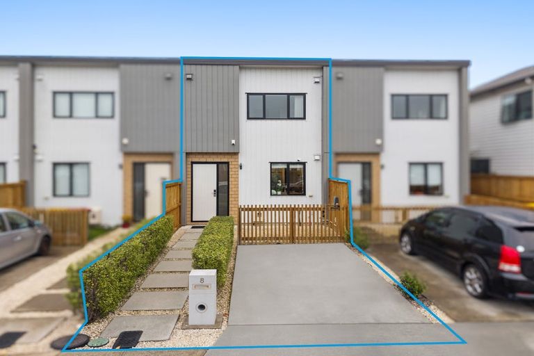 Photo of property in 8 Freshland Drive, Flat Bush, Auckland, 2019