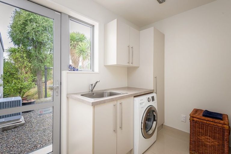 Photo of property in 6 Hadleigh Lane, Westmorland, Christchurch, 8025