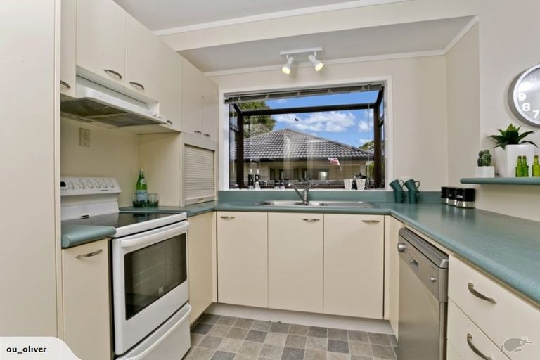 Photo of property in 1/43 Squirrel Lane, Browns Bay, Auckland, 0630