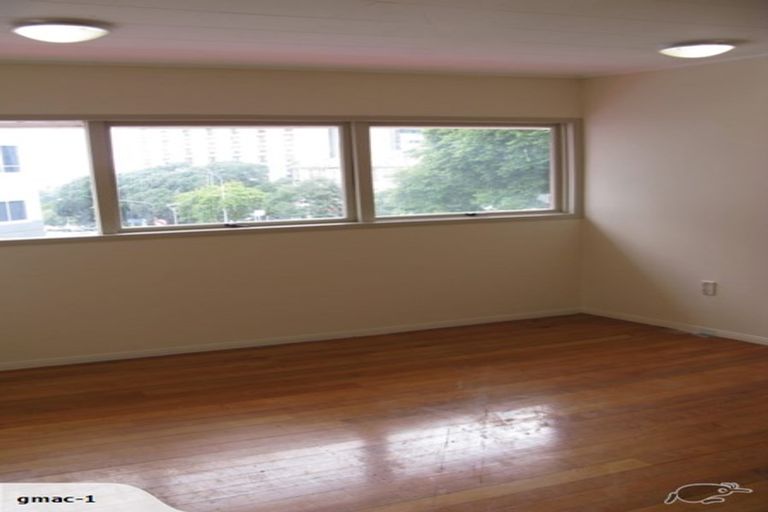Photo of property in 1/129 Grafton Road, Grafton, Auckland, 1010