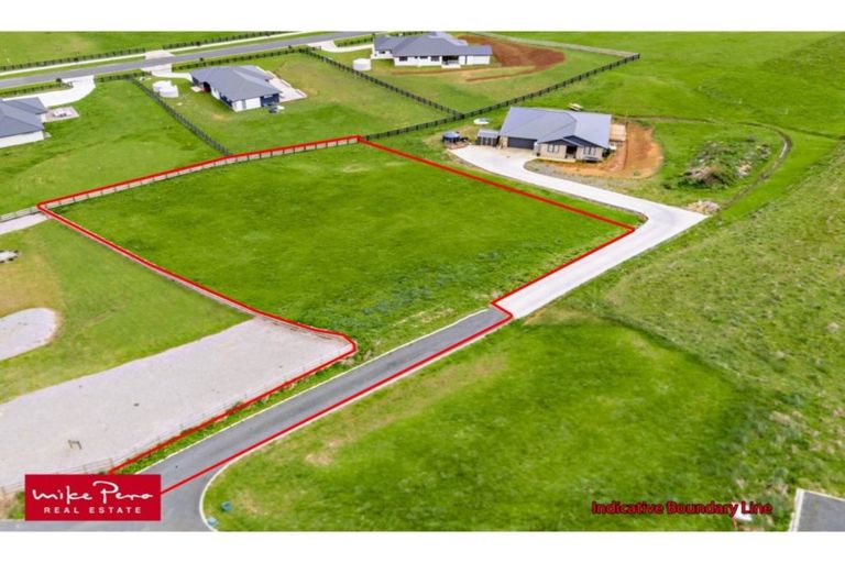 Photo of property in 15 Peet Row, Pokeno, 2471