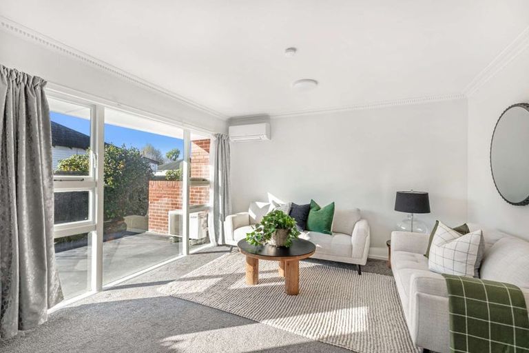 Photo of property in 1/472 Greers Road, Bishopdale, Christchurch, 8053