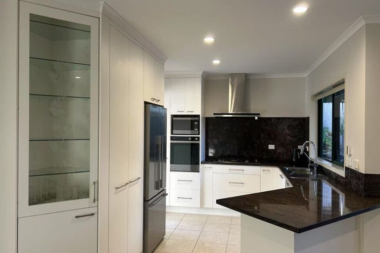 Photo of property in 3 Reinheimer Place, Flat Bush, Auckland, 2016
