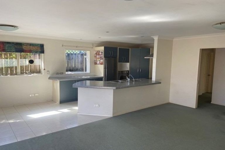 Photo of property in 56a Vodanovich Road, Te Atatu South, Auckland, 0610