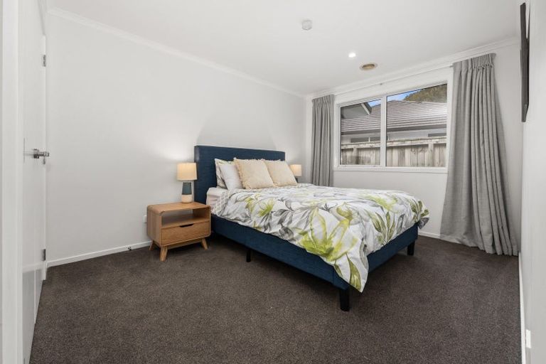 Photo of property in 35 Banks Boulevard, Whitby, Porirua, 5024