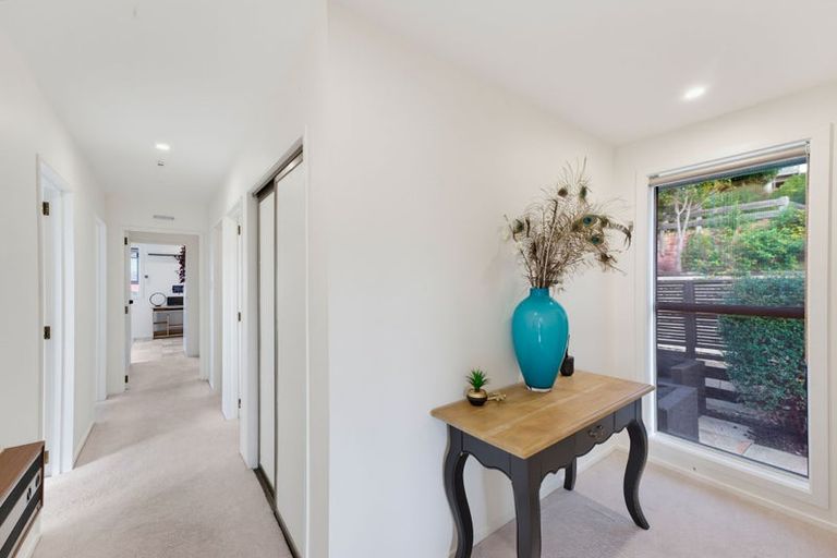 Photo of property in 1/14a Millhill Lane, Huntsbury, Christchurch, 8022