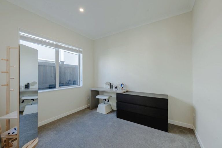 Photo of property in 34 Tipu Crescent, Wainui, 0932