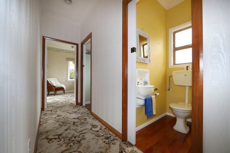 Photo of property in 1021 Duke Street, Mahora, Hastings, 4120