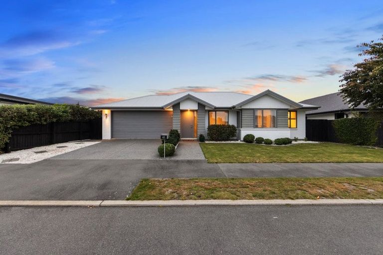 Photo of property in 43 Te Korari Street, Marshland, Christchurch, 8083