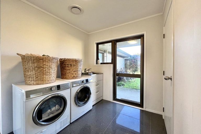 Photo of property in 9 Syntax Place, Conifer Grove, Takanini, 2112