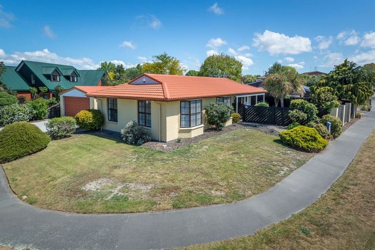 Photo of property in 28 Lakewood Drive, Burwood, Christchurch, 8083