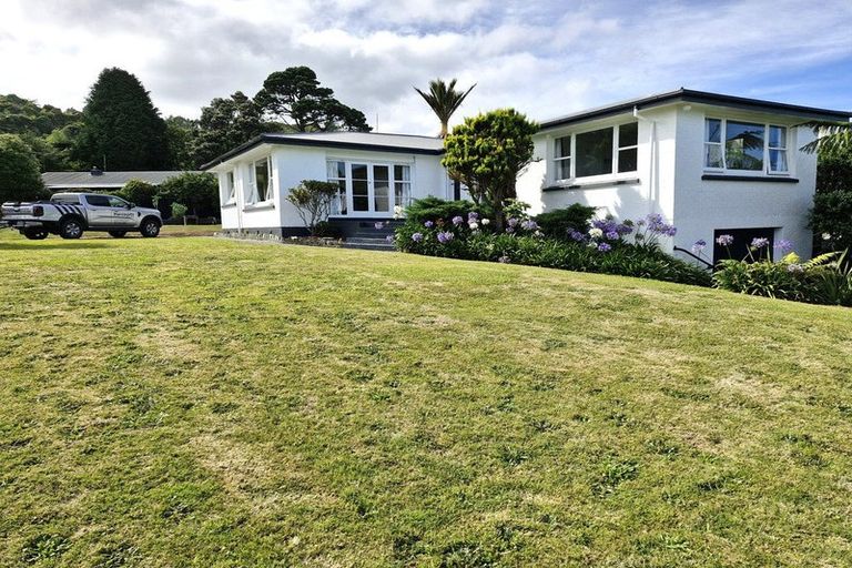 Photo of property in 41 Main South Road, Karoro, Greymouth, 7805