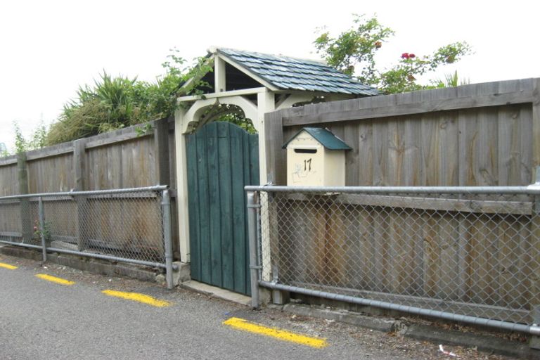 Photo of property in 17 Cunningham Terrace, Lyttelton, 8082