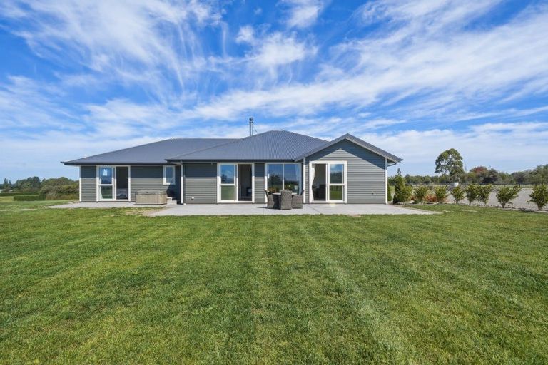 Photo of property in 381 Terrace Road, Leithfield, Amberley, 7481