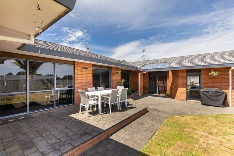 Photo of property in 68 Branch Road, Highlands Park, New Plymouth, 4312