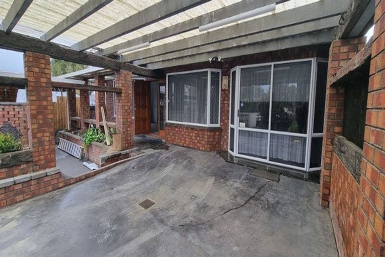 Photo of property in 100a Kawaha Point Road, Kawaha Point, Rotorua, 3010