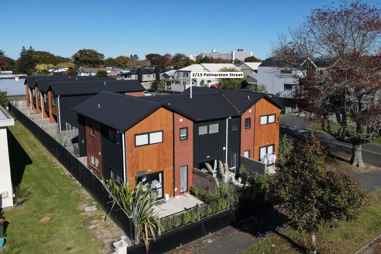 Photo of property in 2/13 Palmerston Street, Hamilton Central, Hamilton, 3204