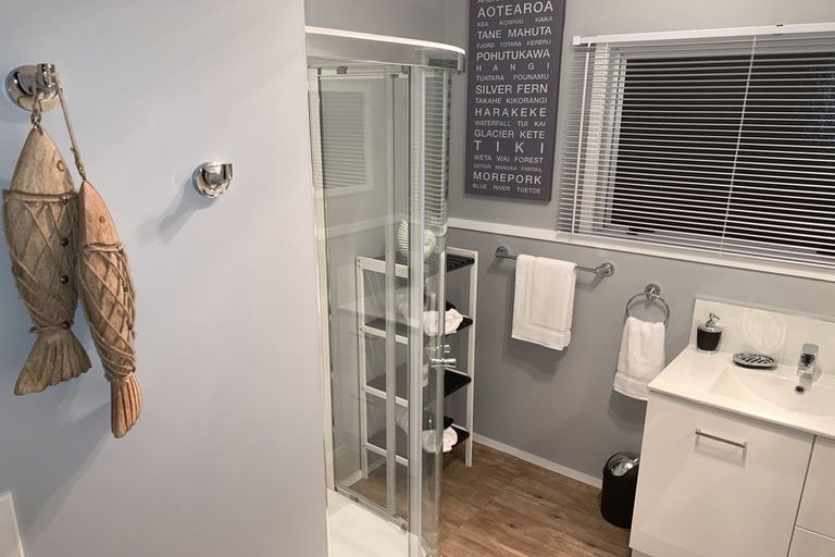 Photo of property in 41 Whitby Avenue, Whitianga, 3510