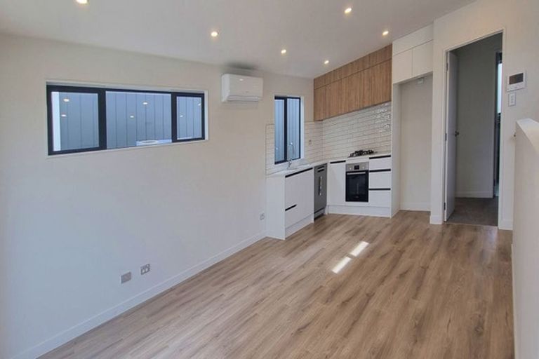 Photo of property in 10c Starling Place, Ranui, Auckland, 0612