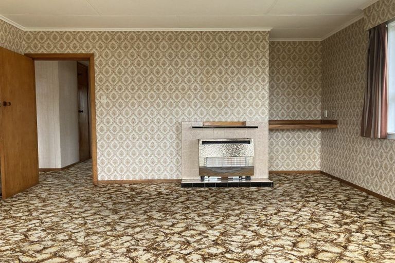 Photo of property in 32 Watene Crescent, Waitara, 4320