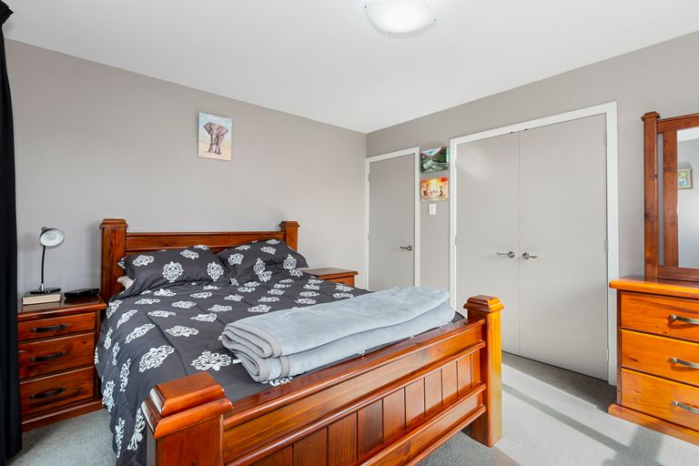 Photo of property in 98a Gilberthorpes Road, Hei Hei, Christchurch, 8042