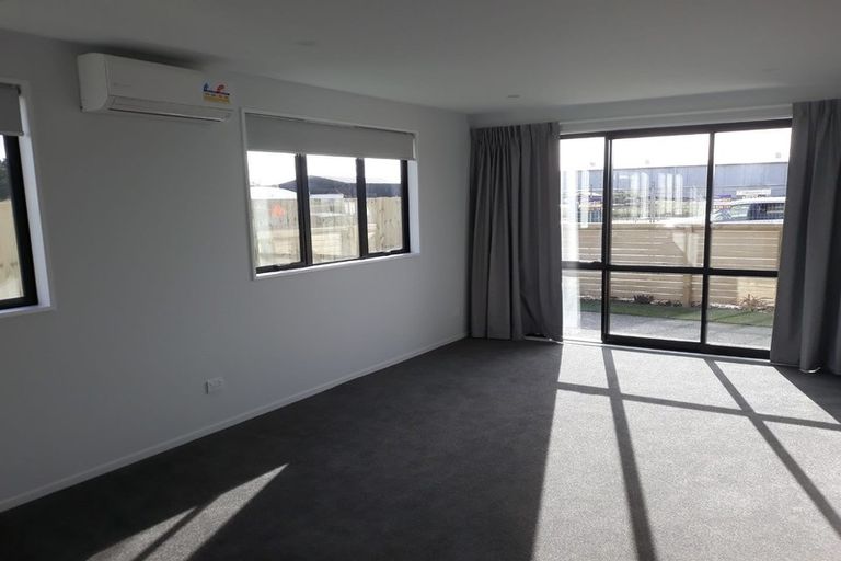 Photo of property in 52 William Nicholls Drive, Belfast, Christchurch, 8051