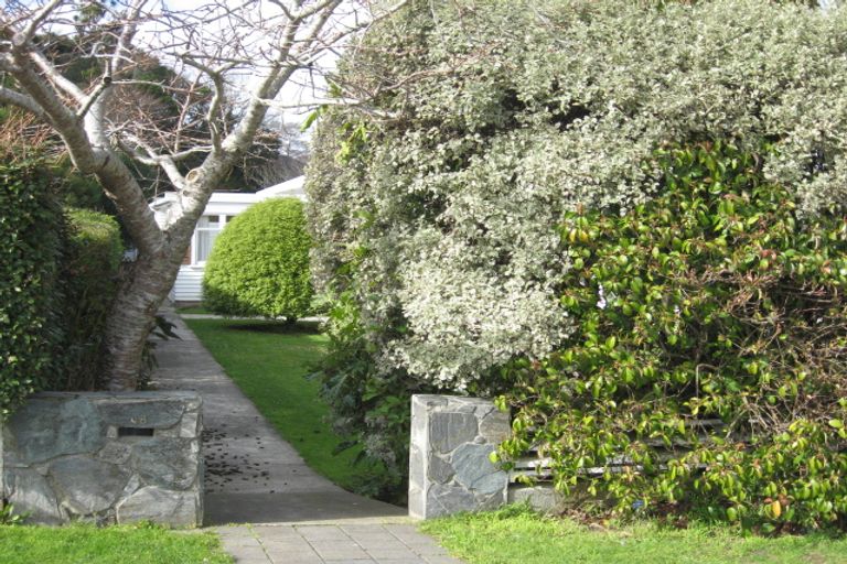 Photo of property in 48 Parkvale Road, Karori, Wellington, 6012