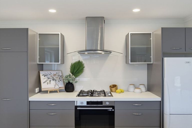 Photo of property in 10a Manahi Place, Woodend, 7610