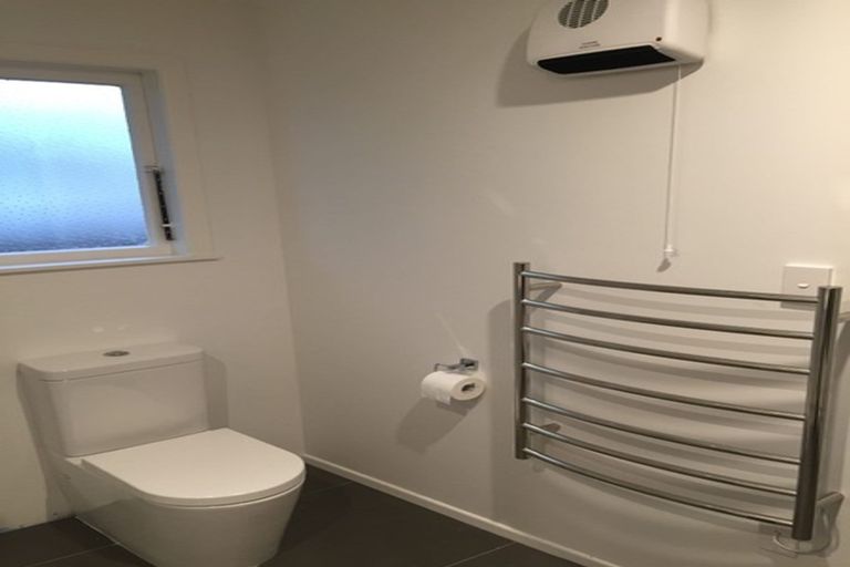 Photo of property in 4 Royston Street, Rosehill, Papakura, 2113