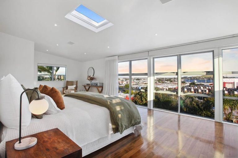 Photo of property in 75a Arthur Street, Onehunga, Auckland, 1061