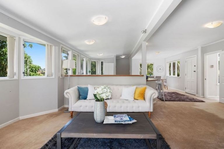 Photo of property in 18 Evan Street, Belmont, Auckland, 0622