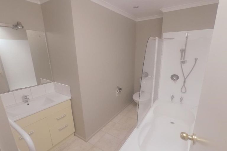 Photo of property in 40 Halswater Drive, Churton Park, Wellington, 6037