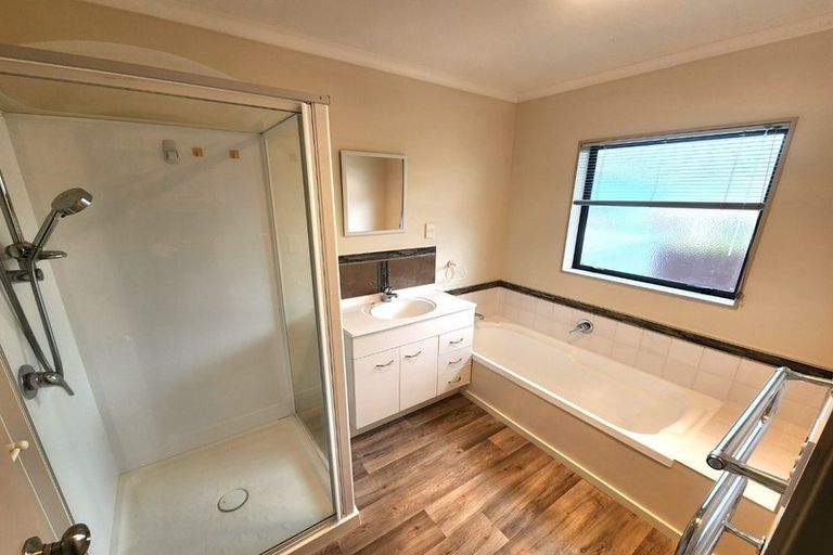 Photo of property in 45 Oteki Park Drive, Welcome Bay, Tauranga, 3112