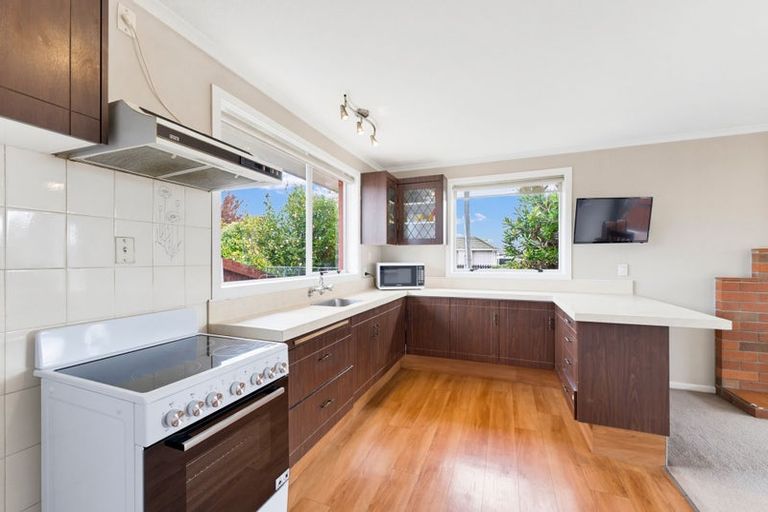 Photo of property in 4 Colesbury Street, Bishopdale, Christchurch, 8053