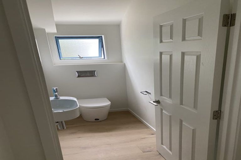 Photo of property in 1/12 Aotearoa Terrace, Murrays Bay, Auckland, 0630