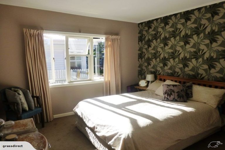 Photo of property in 6 Nelson Avenue, Northcote Point, Auckland, 0627