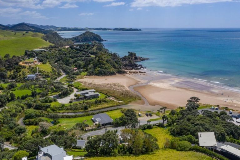 Photo of property in 1333 Matapouri Road, Matapouri, Whangarei, 0173